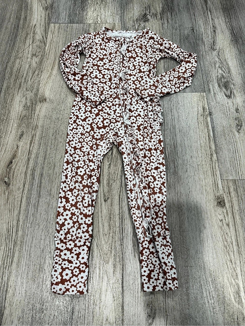 sue + jane Floral Footie Brown & White Size 18-24m